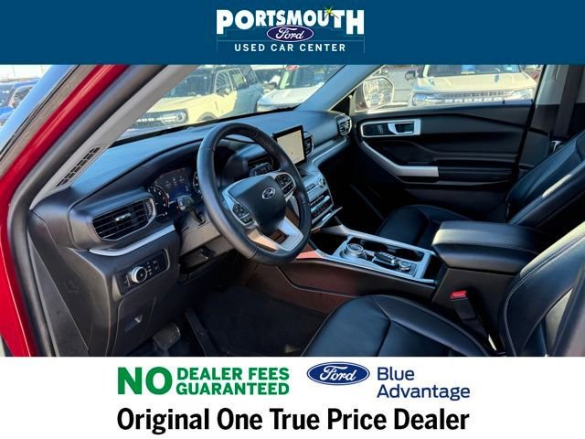 Used 2023 Ford Explorer XLT w/ Equipment Group 202A image 5