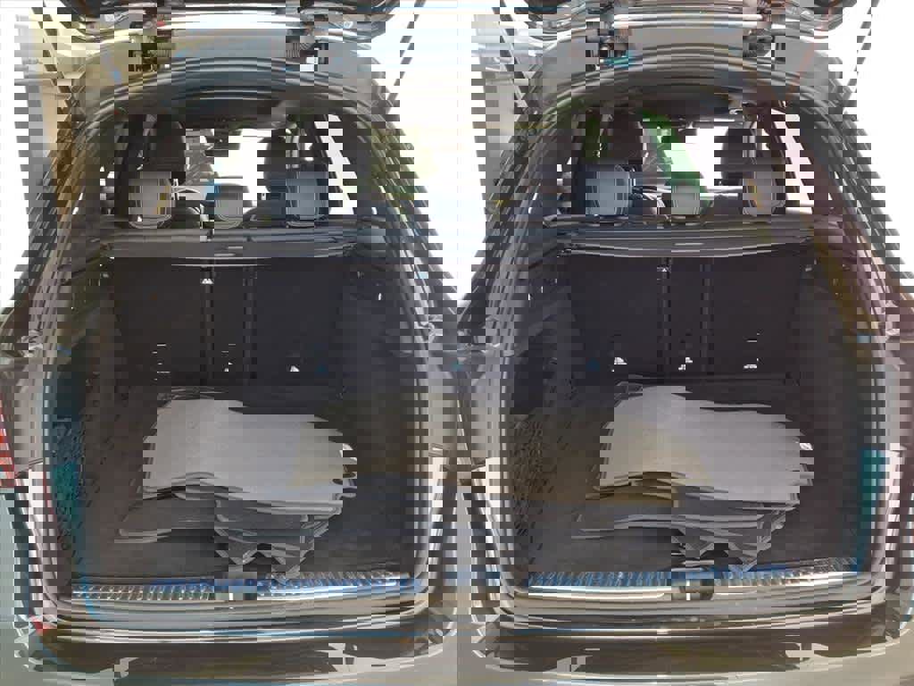 Used 2022 Mercedes-Benz GLC 300 4MATIC image 19