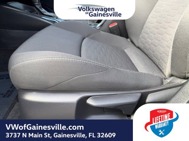 Used 2023 Toyota Corolla SE w/ SE Premium Package image 19