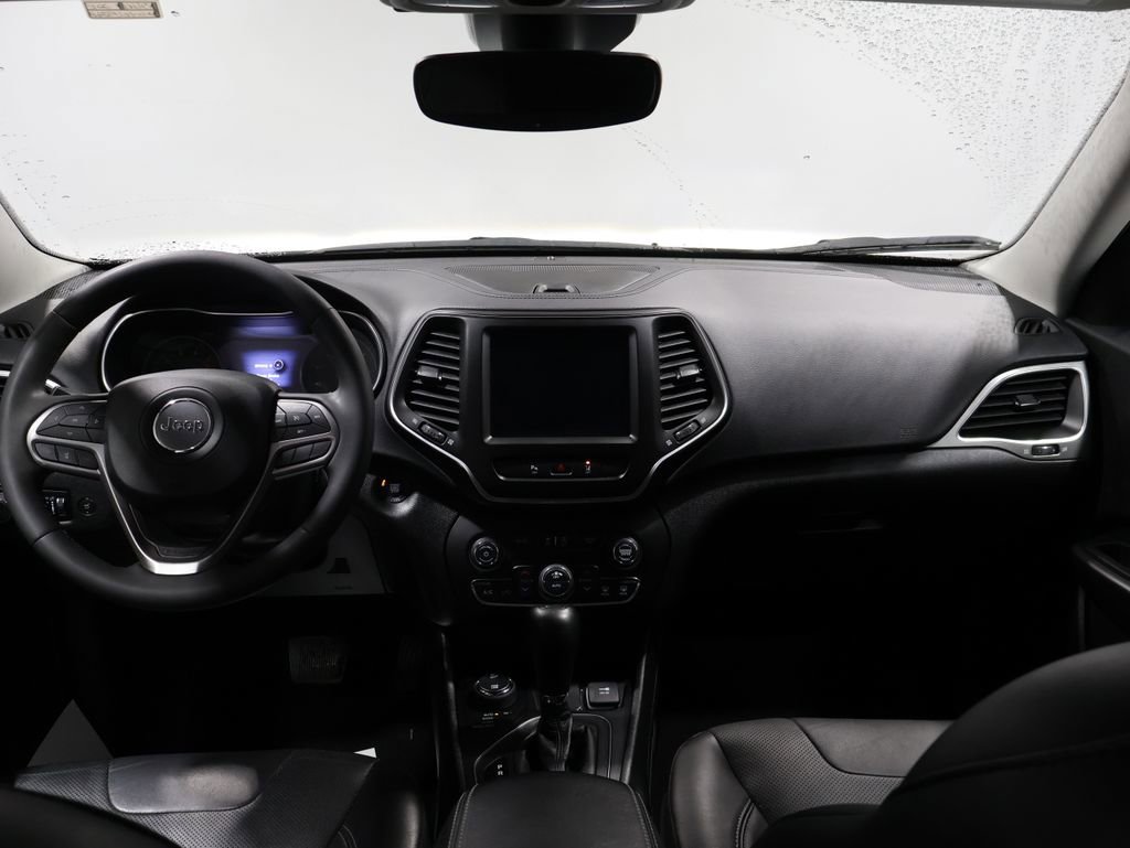 Certified 2021 Jeep Cherokee Latitude Lux w/ Comfort/Convenience Group image 18