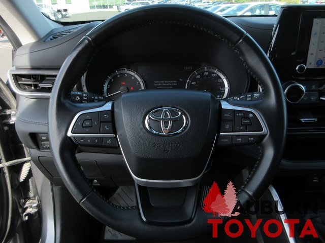 Certified 2024 Toyota Highlander LE image 13
