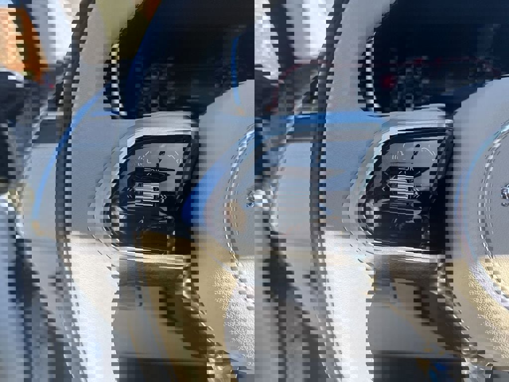 Used 2021 Jaguar F-PACE S image 17