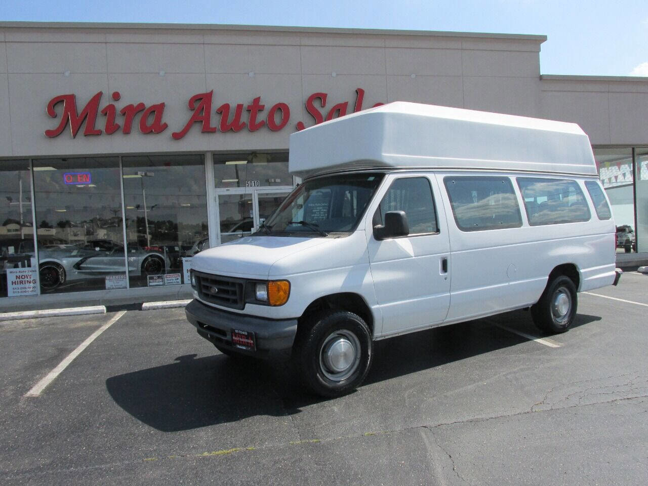 Used 2006 Ford E-350 and Econoline 350 Extended Super Duty