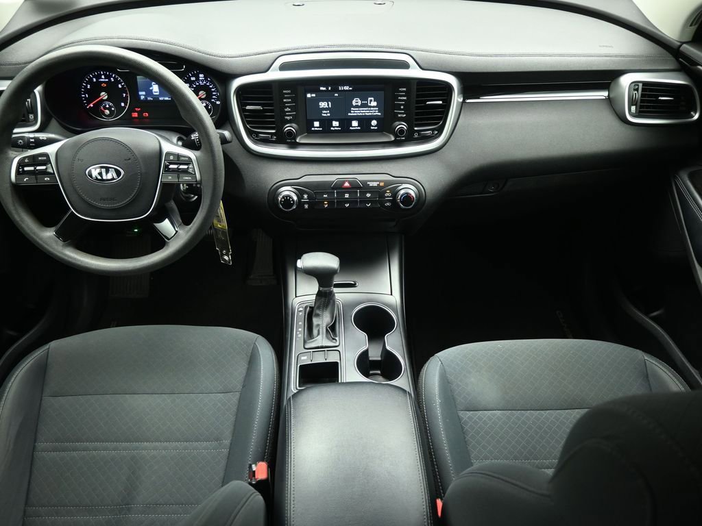 Used 2019 Kia Sorento LX image 22