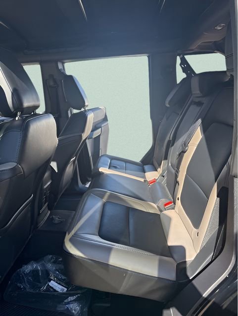 Used 2023 Ford Bronco Wildtrak image 24
