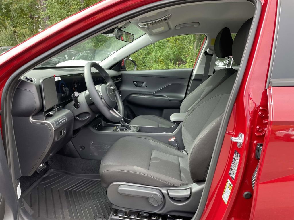 New 2026 Hyundai Kona SE image 15