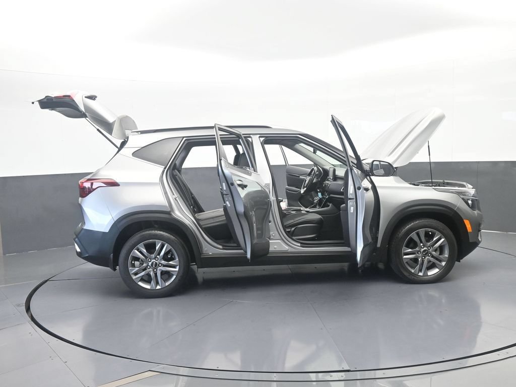 Used 2021 Kia Seltos S FWD image 66