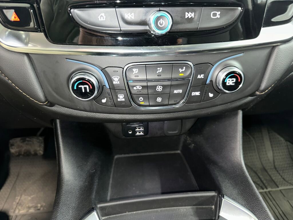 Certified 2021 Chevrolet Traverse LT w/ LT Premium Package image 17