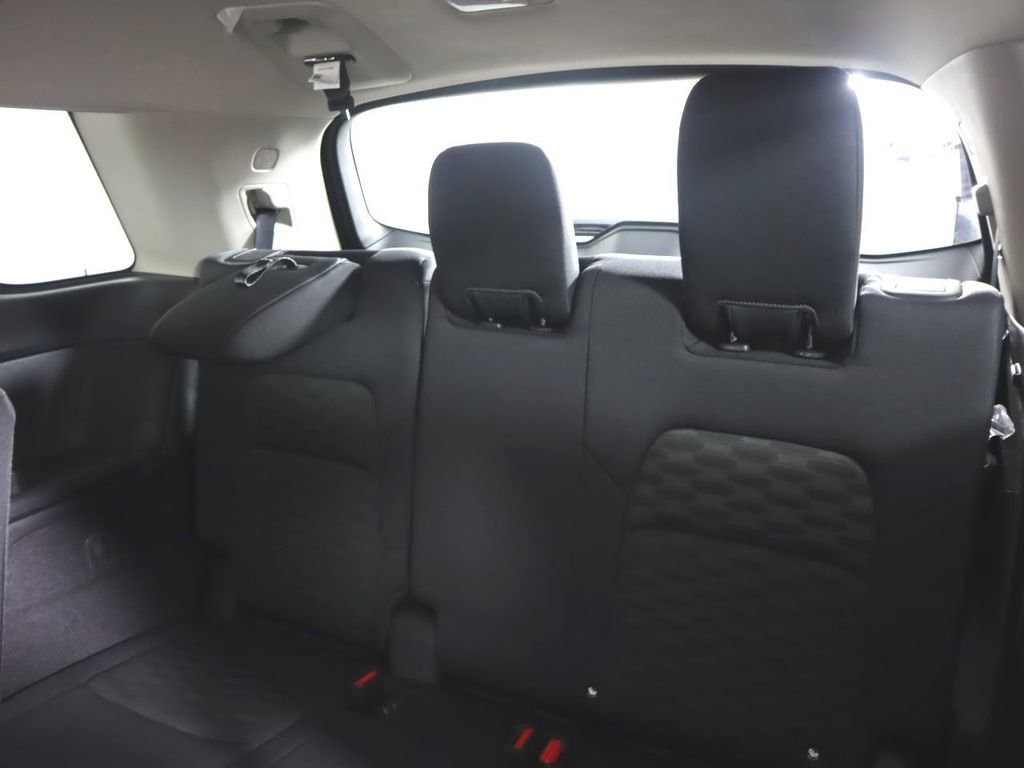 Certified 2025 Nissan Pathfinder S image 27