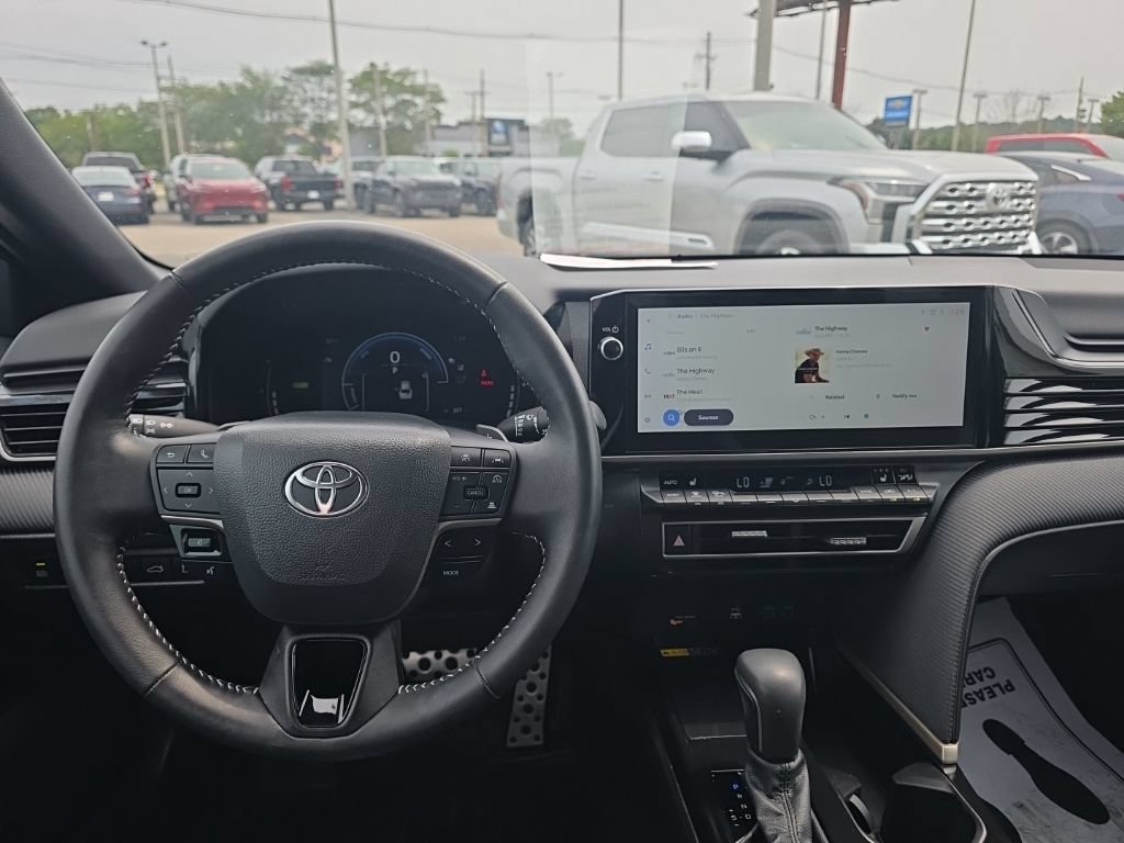 Used 2026 Toyota Camry SE w/ Multimedia Upgrade Package FWD image 13