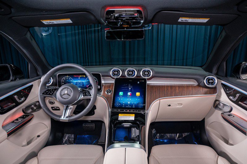 Certified 2026 Mercedes-Benz GLC 300 image 26