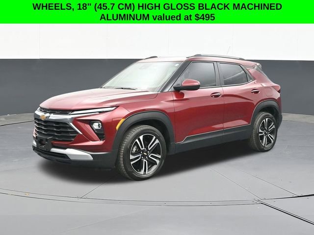 Used 2025 Chevrolet TrailBlazer LT w/ LT Cold Weather Package image 4