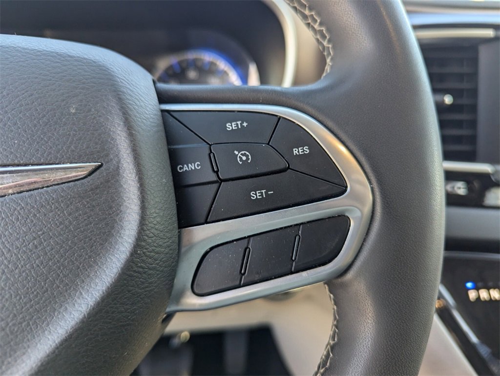 Used 2023 Chrysler Voyager LX image 30