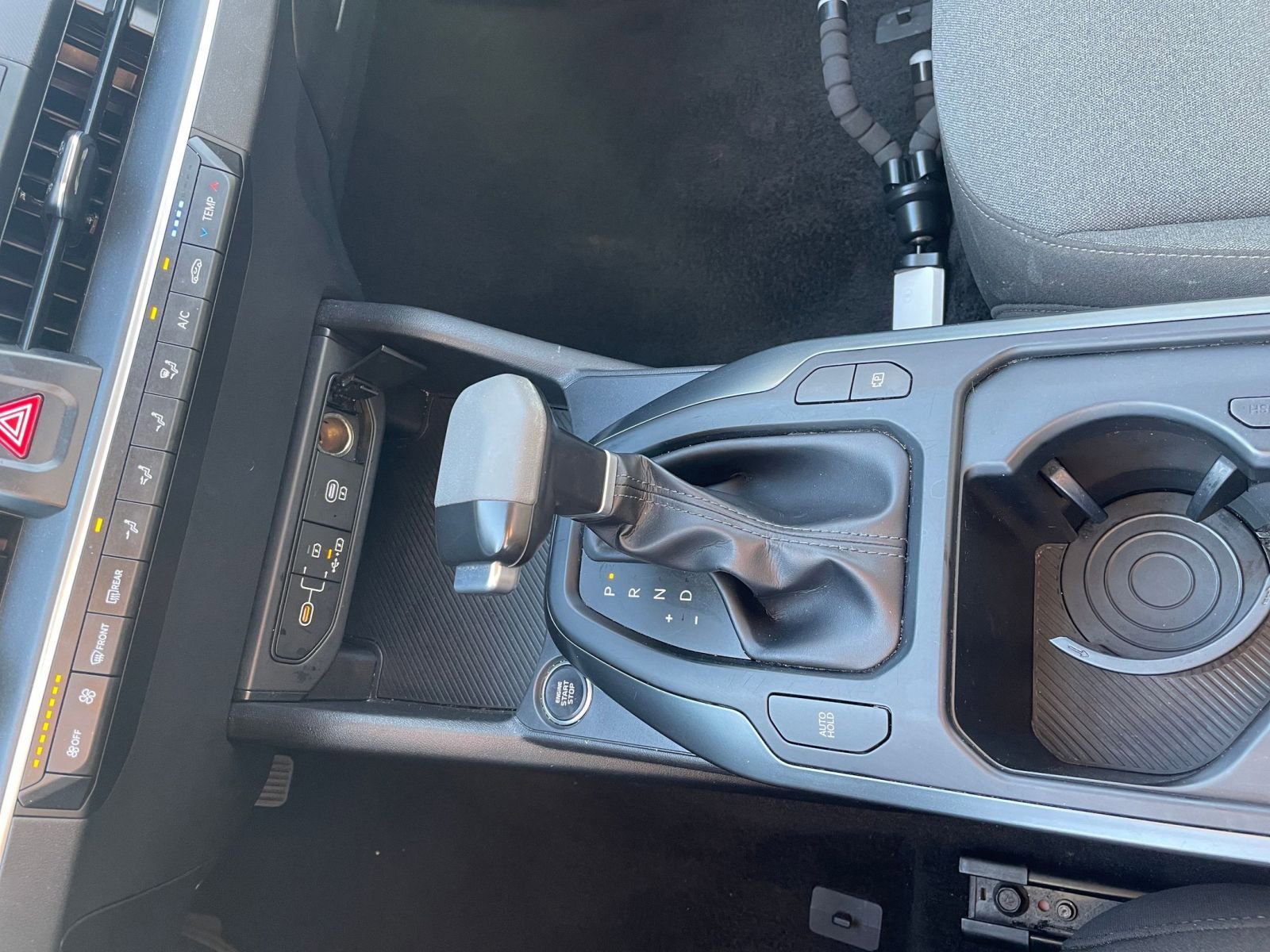 Used 2025 Kia K4 LXS image 43