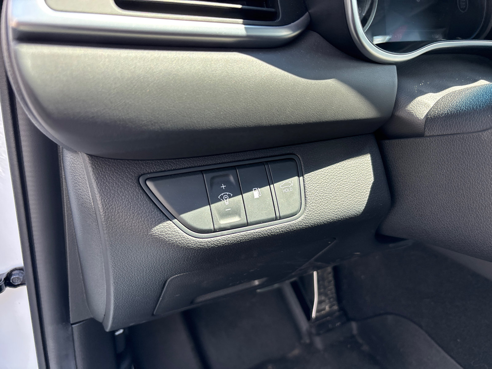 Used 2023 Genesis G70 3.3T w/ Sport Prestige Package AWD/4WD image 14