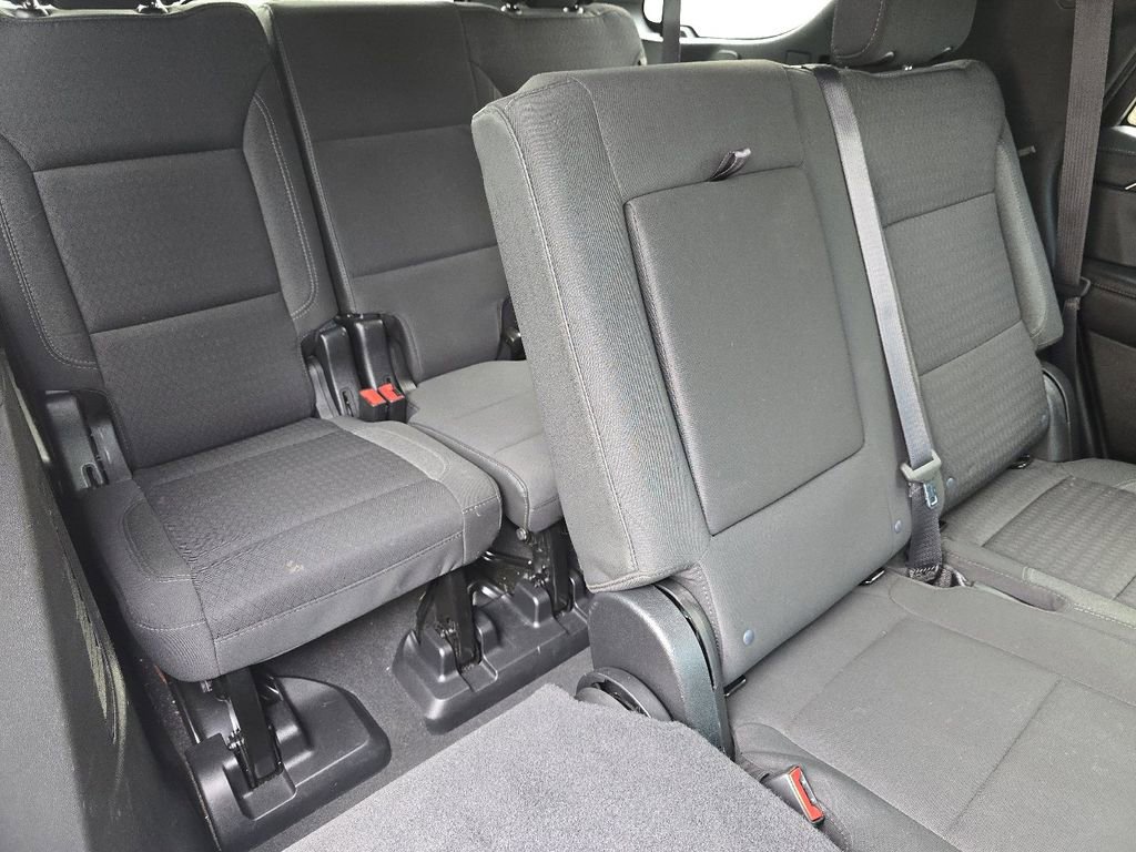 Used 2023 GMC Yukon SLE AWD/4WD image 19