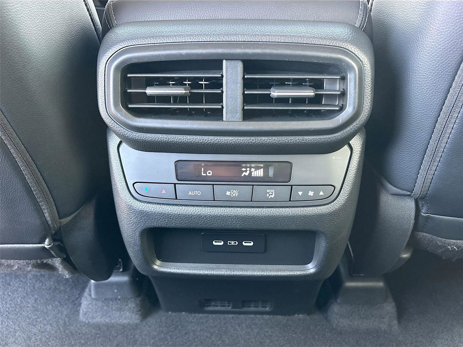 Certified 2024 Honda Pilot EX-L image 28