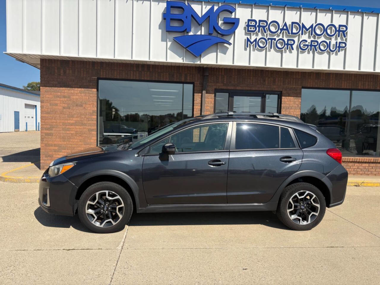 Used 2016 Subaru Crosstrek 2.0i Limited image 2