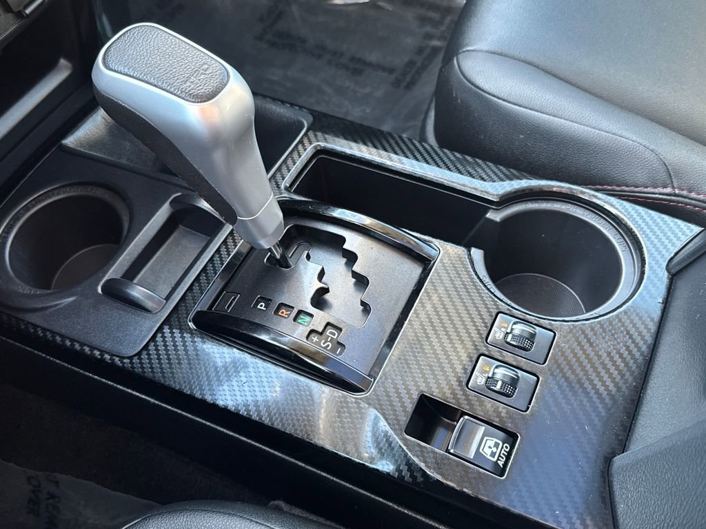 Used 2024 Toyota 4Runner TRD Off-Road Premium image 27