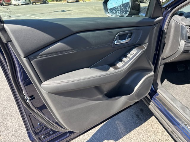 New 2026 Nissan Rogue Dark Armor AWD/4WD image 14