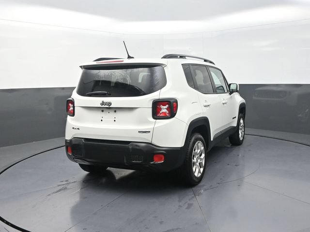 Used 2017 Jeep Renegade Latitude AWD/4WD image 8