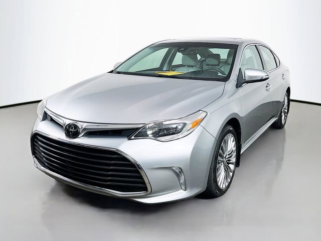 Used 2016 Toyota Avalon Limited w/ Toyota Safety Sense Package image 5