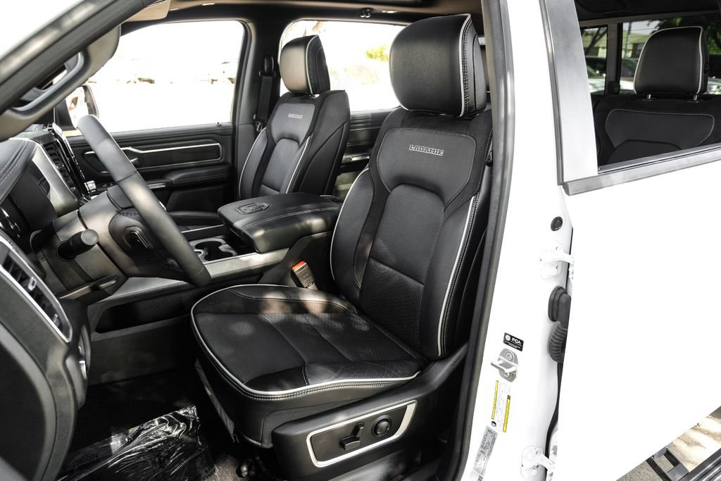 Used 2025 RAM 1500 Laramie w/ Laramie Southwest Edition AWD/4WD image 38