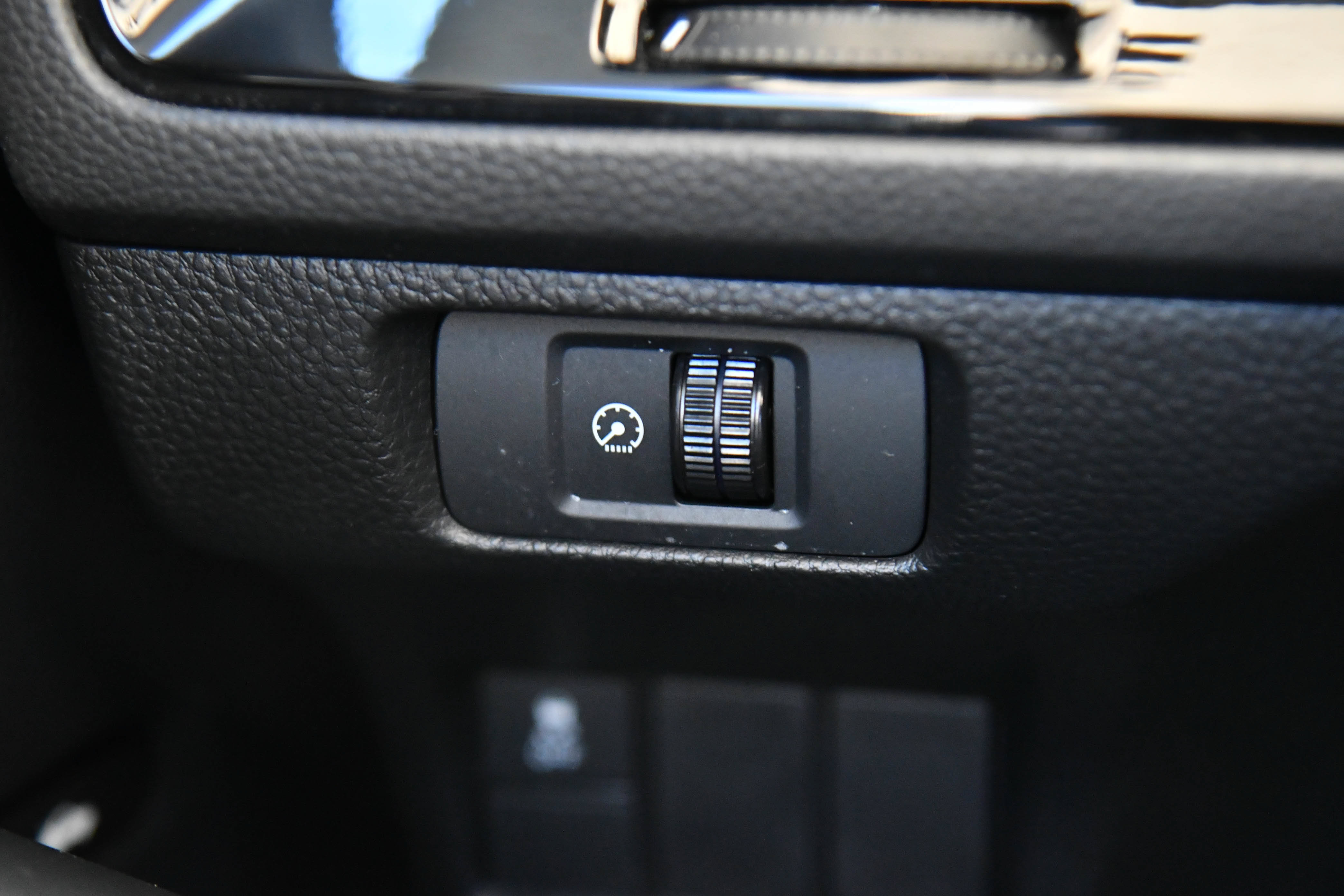 Used 2025 Honda Civic LX image 30