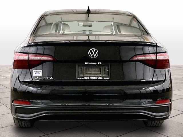 Used 2022 Volkswagen Jetta Sport FWD image 4