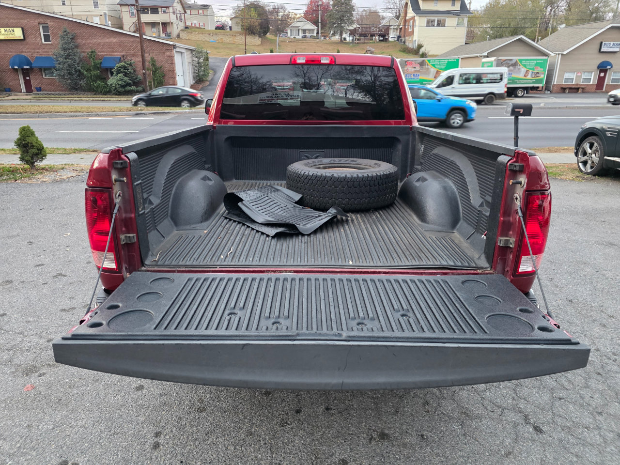 Used 2015 RAM 1500 ST w/ SXT Appearance Group image 13