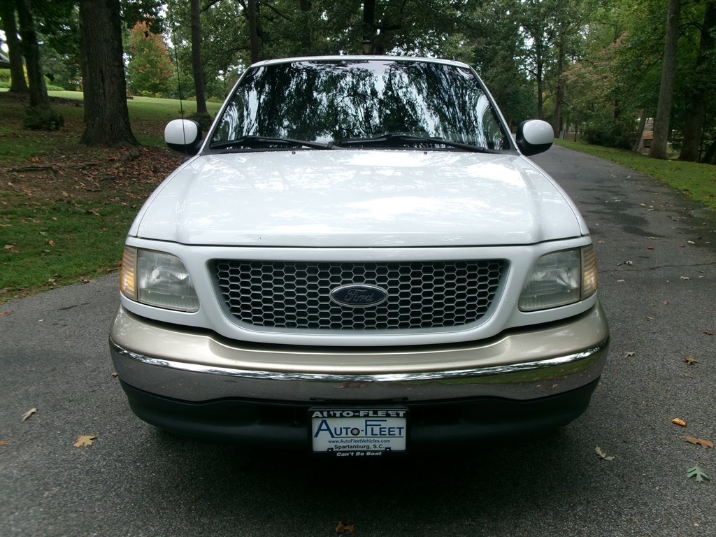 Used 1999 Ford F150 Lariat image 2