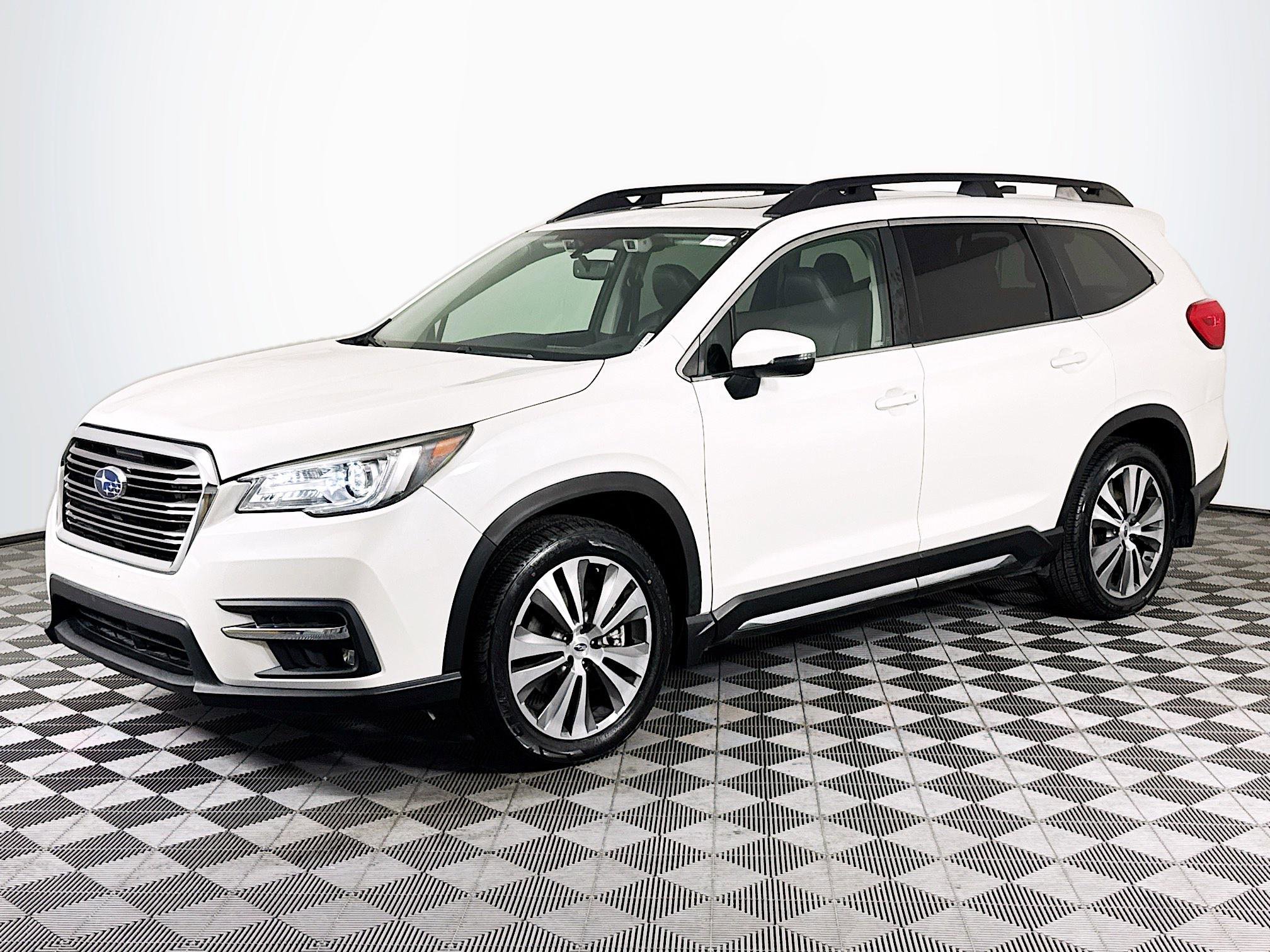 Used 2021 Subaru Ascent Limited w/ Technology Package image 4