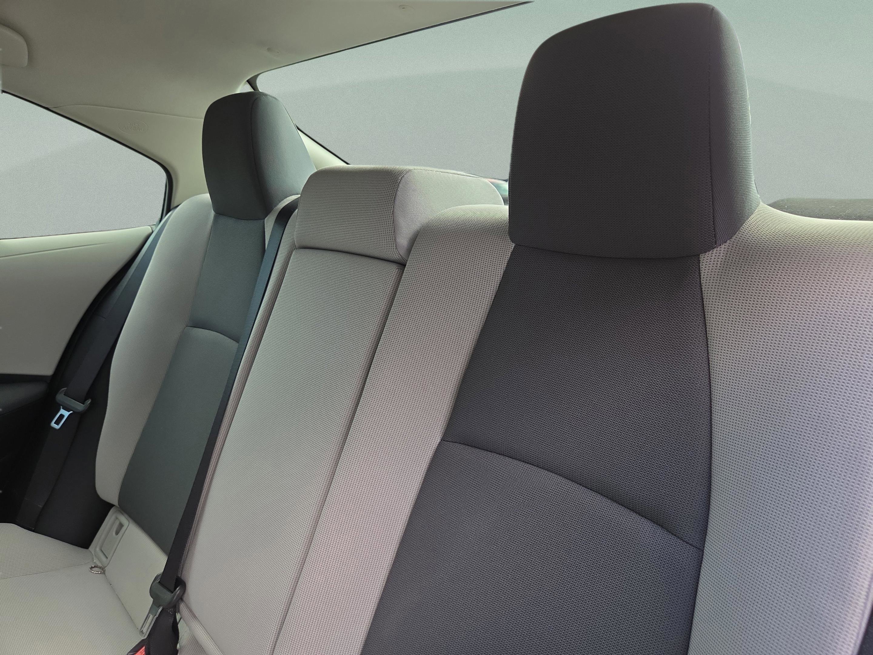 Used 2022 Toyota Corolla LE FWD image 25