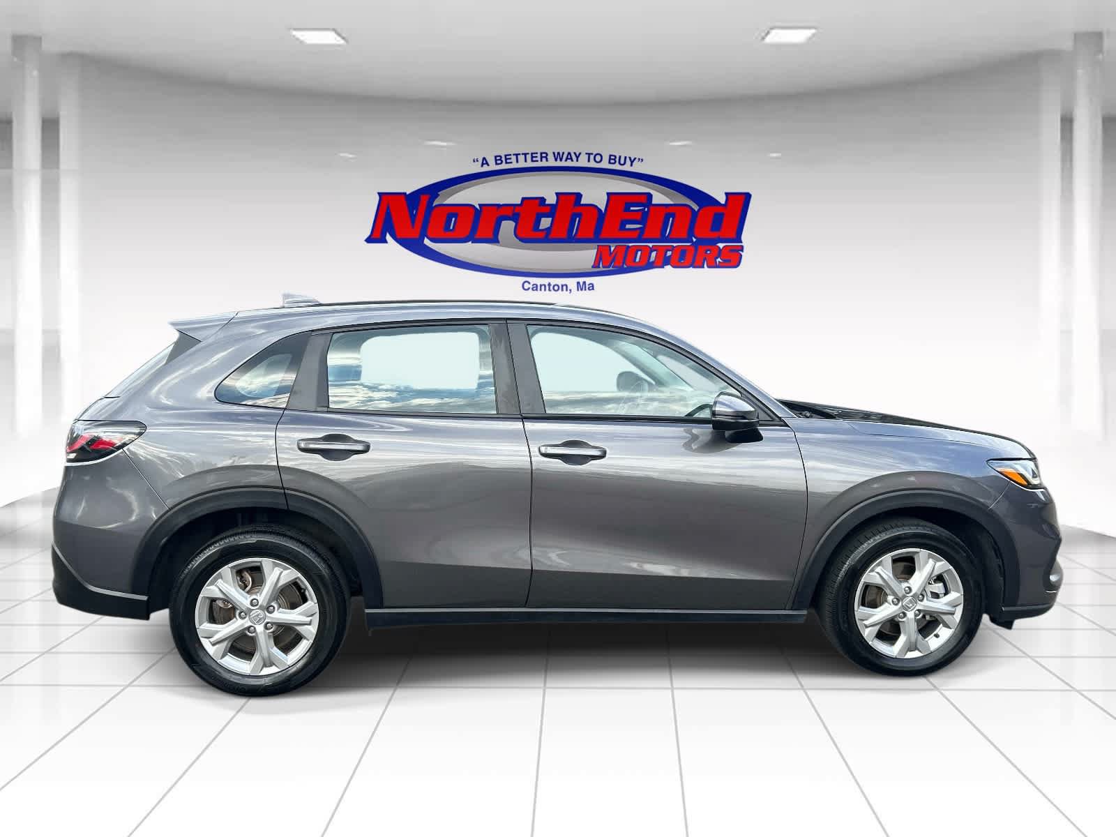 Used 2025 Honda HR-V LX image 2