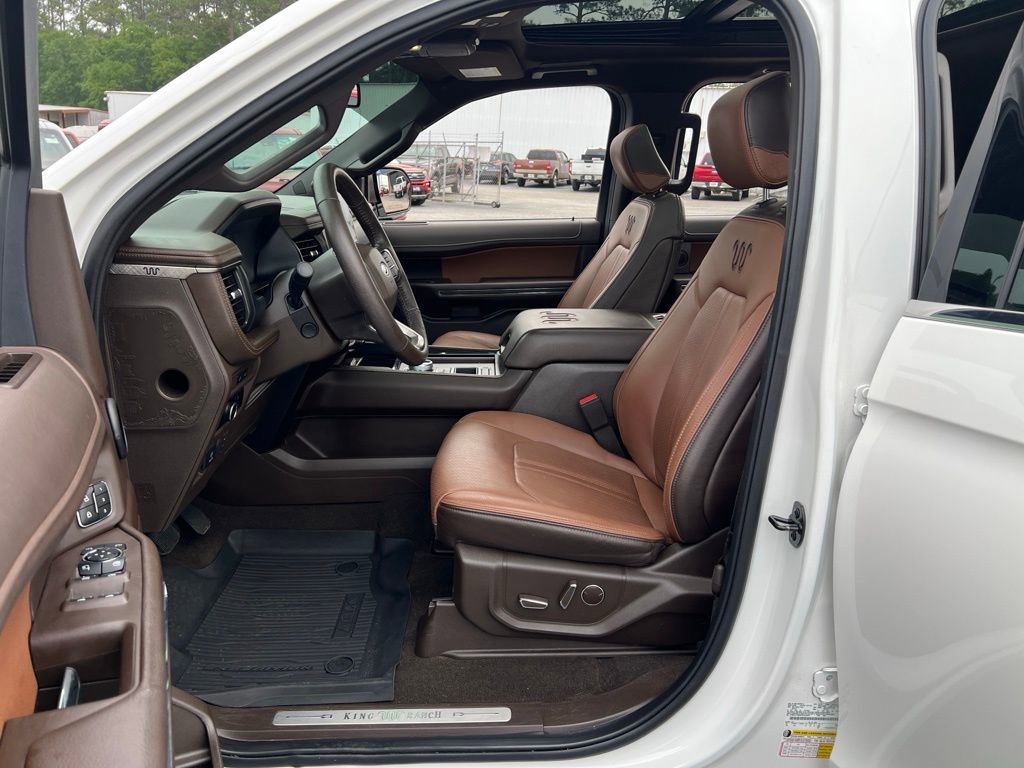 Used 2023 Ford Expedition King Ranch RWD image 13