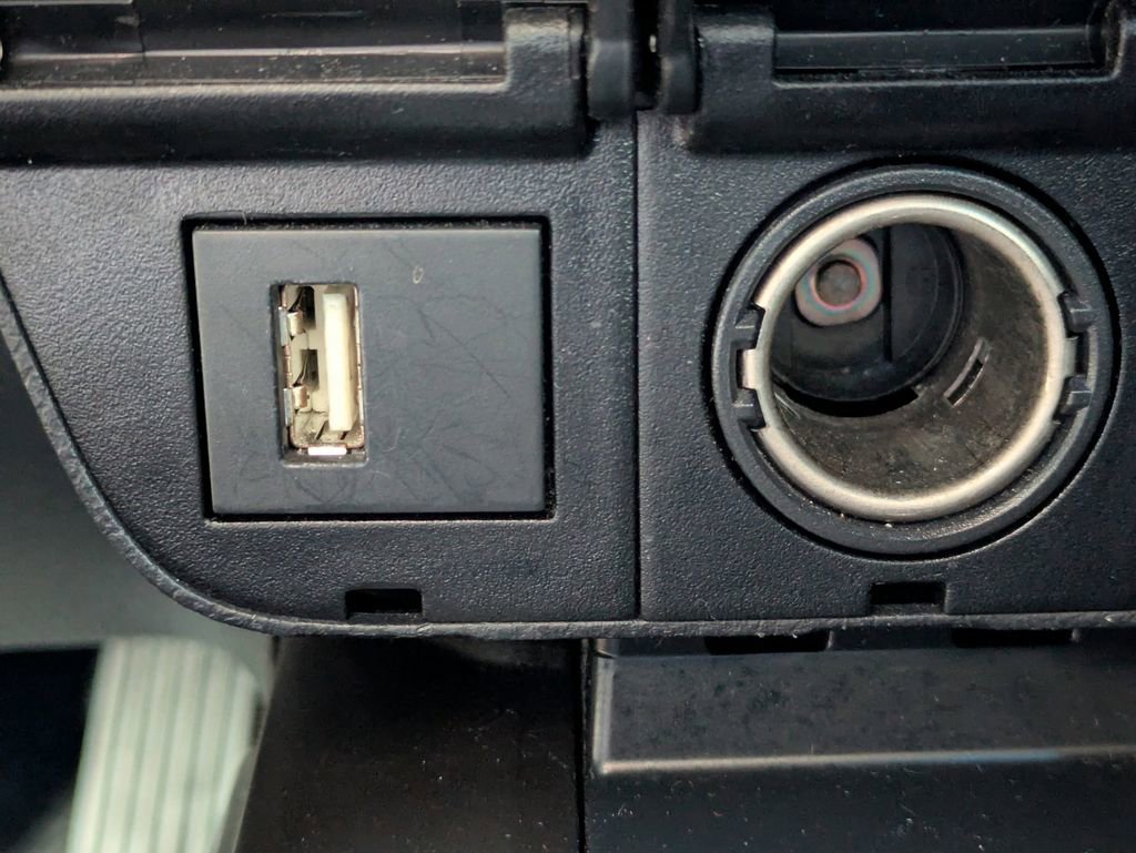 Used 2023 Toyota Camry XSE image 21