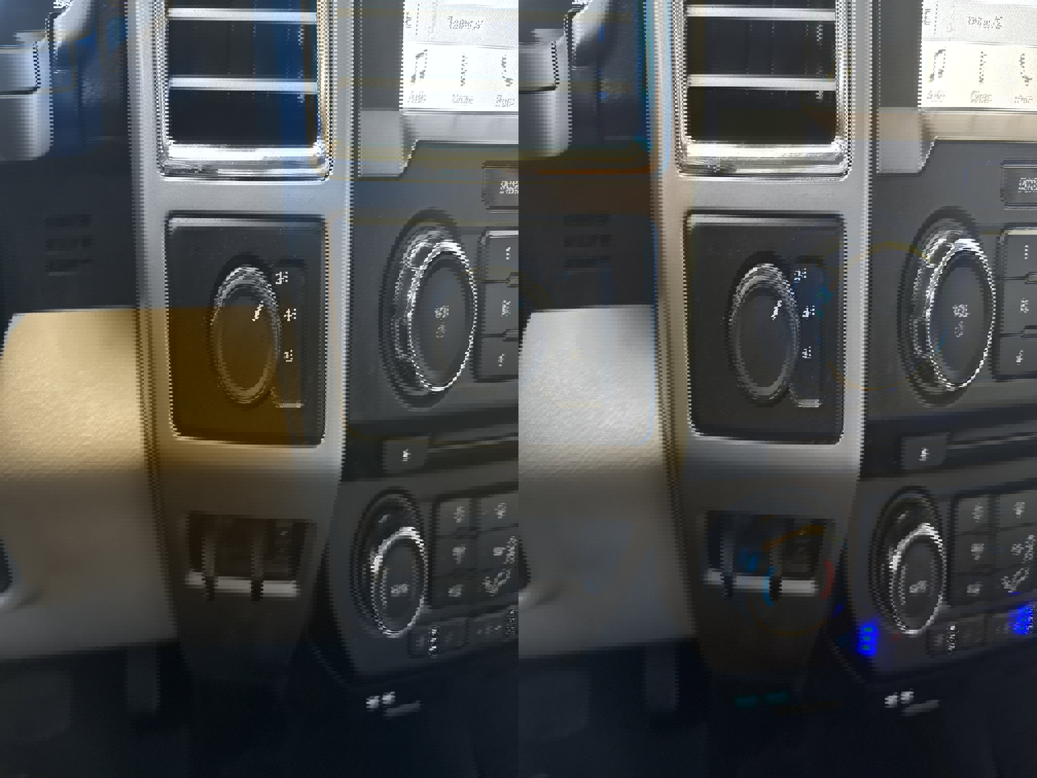 Used 2017 Ford F350 Lariat w/ Lariat Value Package image 30