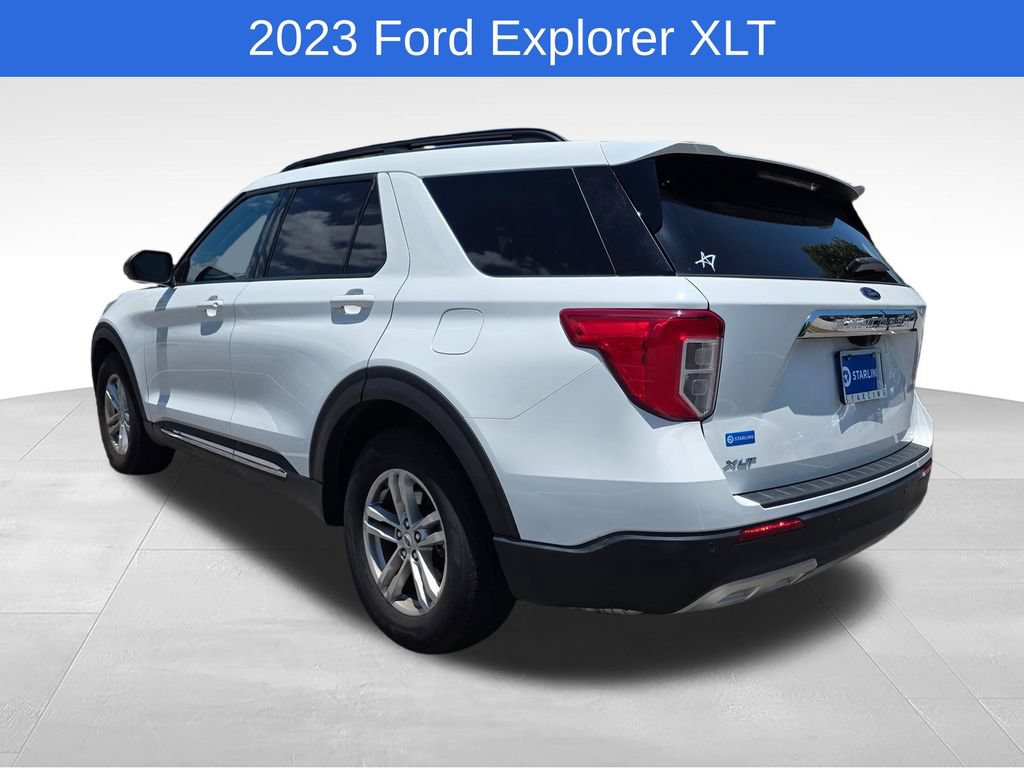 Used 2023 Ford Explorer XLT w/ Equipment Group 202A RWD image 6