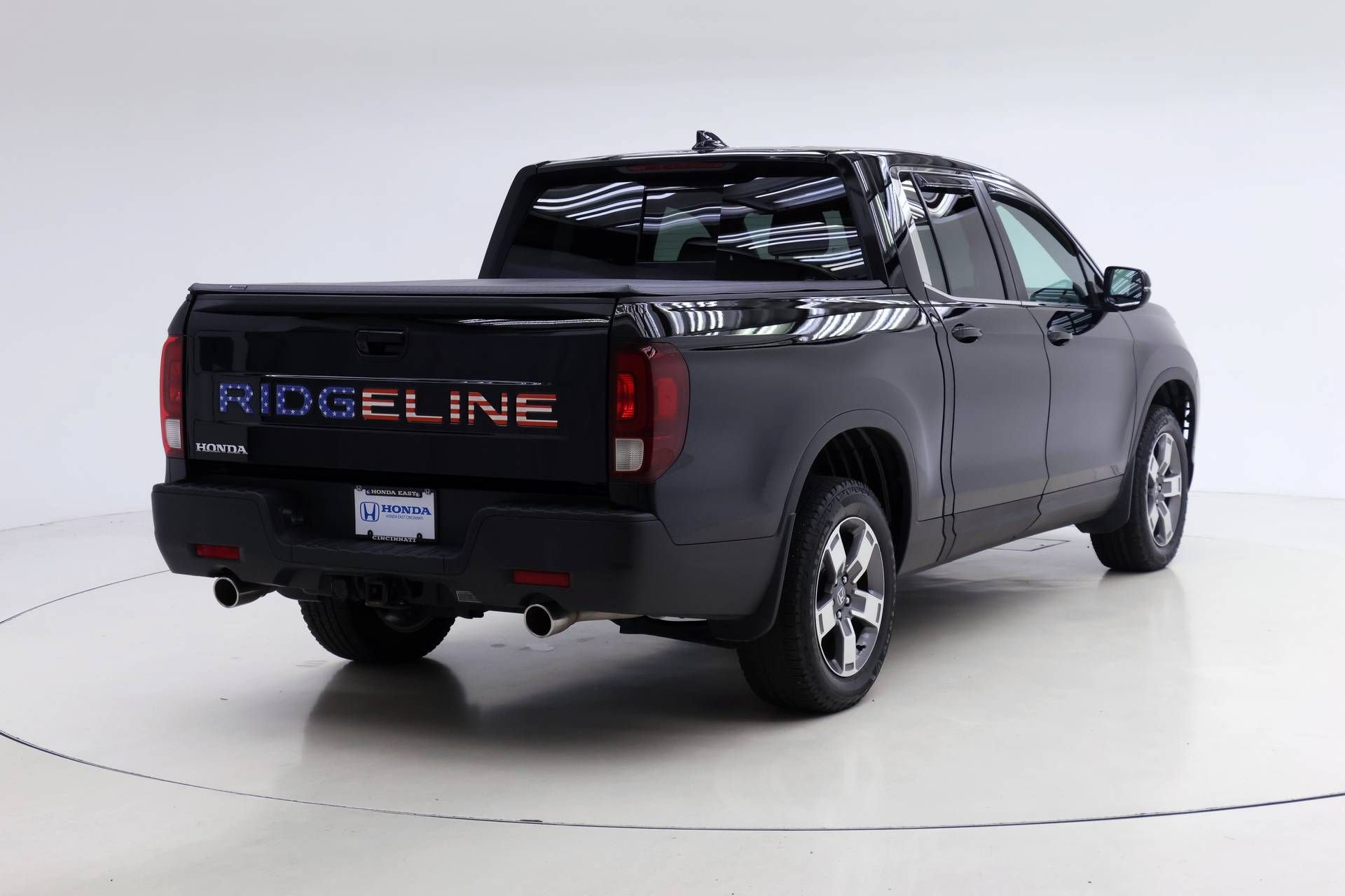 Certified 2024 Honda Ridgeline RTL image 2