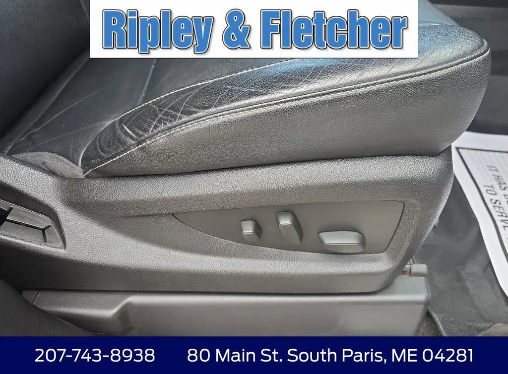 Used 2017 Chevrolet Tahoe LT w/ Luxury Package AWD/4WD image 12