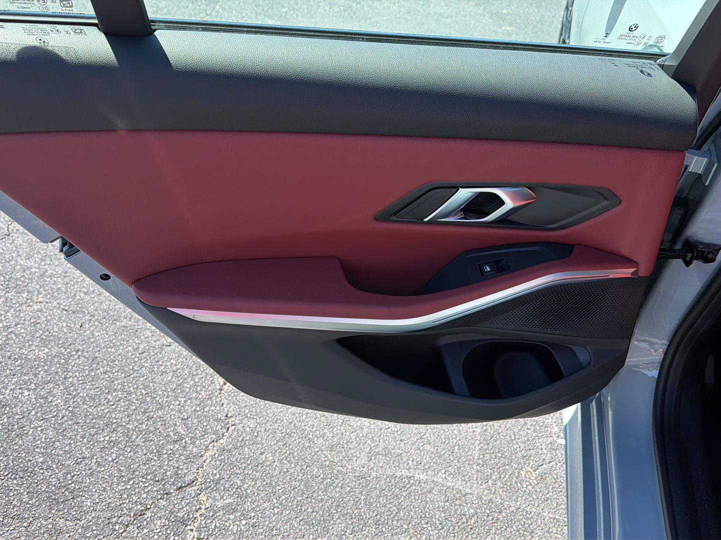 New 2026 BMW 330i Sedan w/ M Sport Package RWD image 17