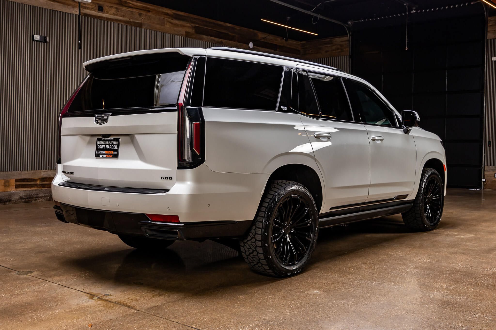Used 2024 Cadillac Escalade Sport Platinum AWD/4WD image 9