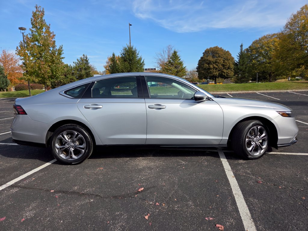 Used 2024 Honda Accord EX-L image 26