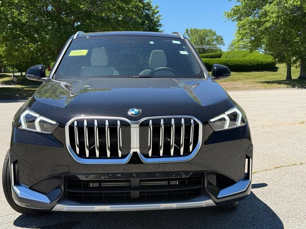New 2026 BMW X1 xDrive28i w/ Convenience Package AWD/4WD image 8