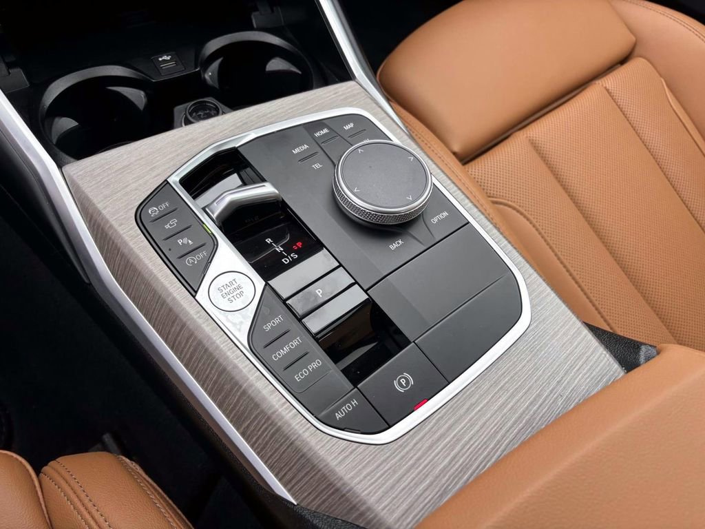 Certified 2025 BMW 330i xDrive Sedan image 25