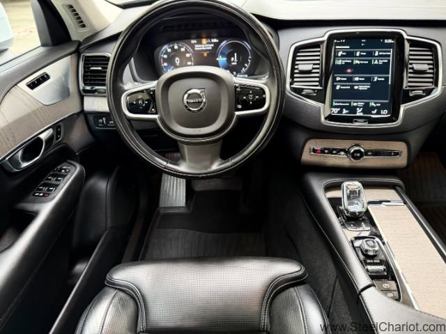 Used 2021 Volvo XC90 T8 Inscription w/ Lounge Package image 12