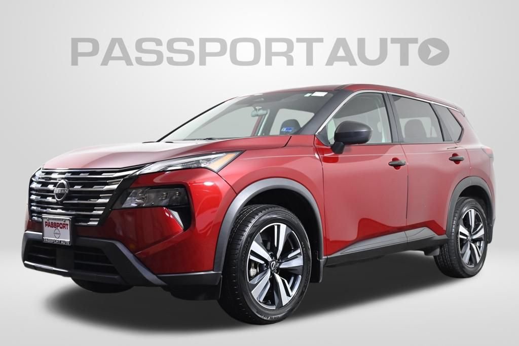 Used 2024 Nissan Rogue S AWD/4WD image 1