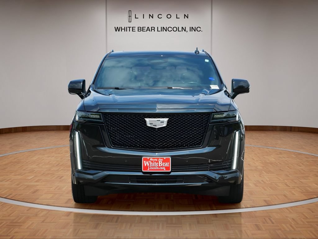 Used 2022 Cadillac Escalade Sport AWD/4WD image 2