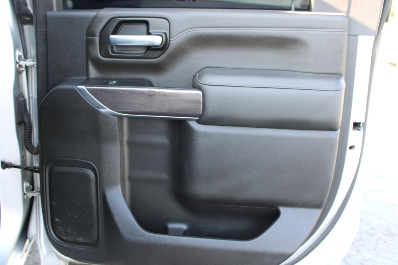 Used 2022 Chevrolet Silverado 2500 LTZ w/ LTZ Convenience Package image 42