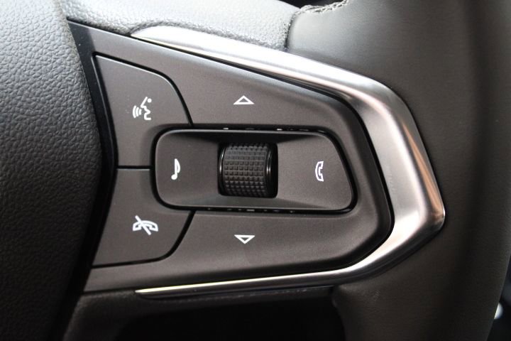 New 2026 Chevrolet Trax ACTIV w/ Driver Confidence Package FWD image 34